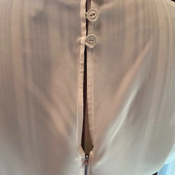 Rag & Bone Runched Ruffle Off White Blouse size 6 - Picture 7 of 16